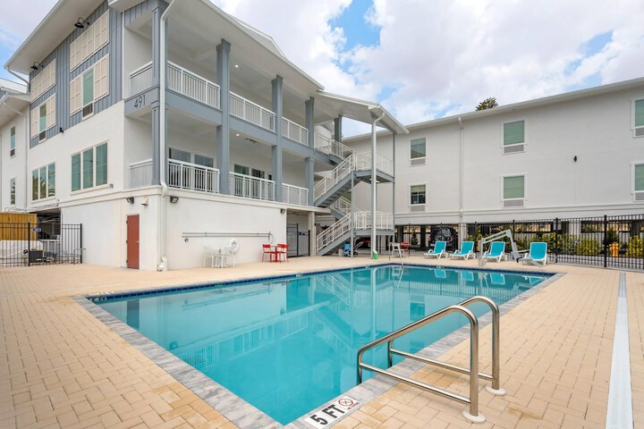 Swimming pool at The J Hotel Dunedin near Honeymoon Island State Park an Ascend Collection Hotel