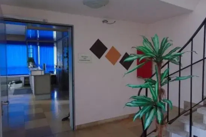 Room 6 of 7