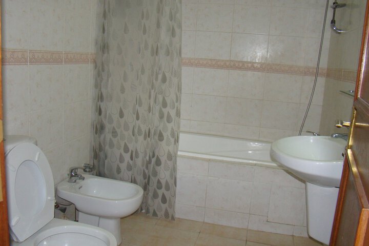 Room 14 of 34