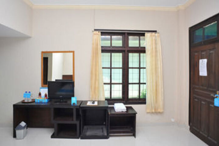 Room 11 of 31