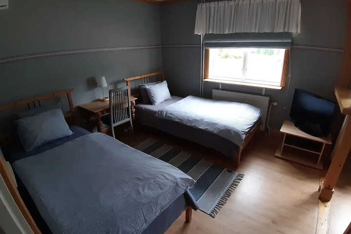 Room 7 of 24