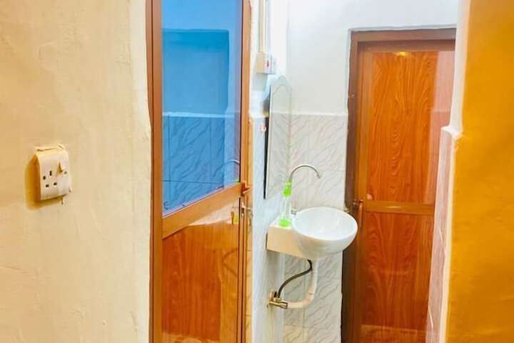 Room 20 of 24