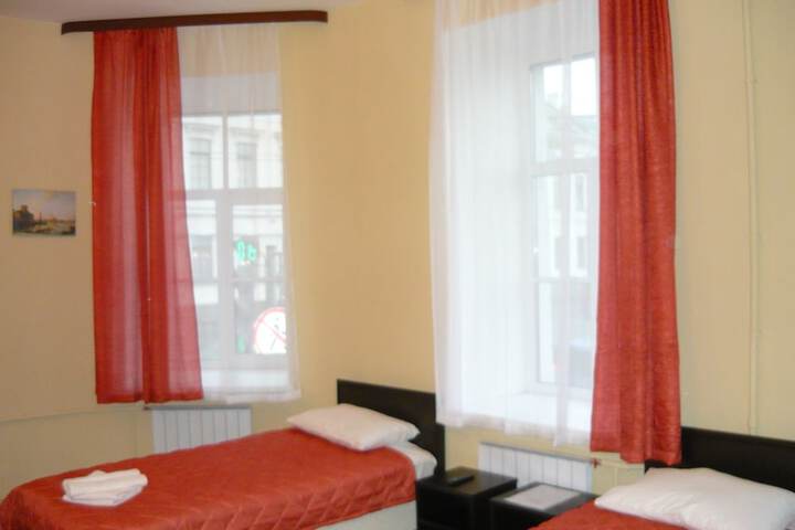Room 29 of 45