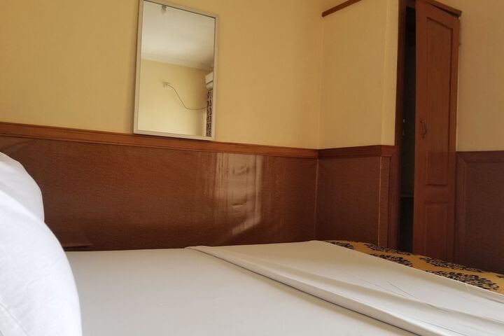 Room 31 of 37
