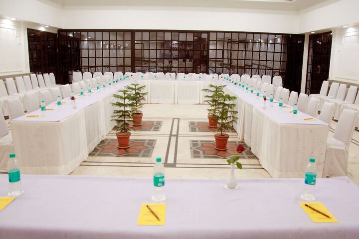 Ballroom/Hall 22 of 30