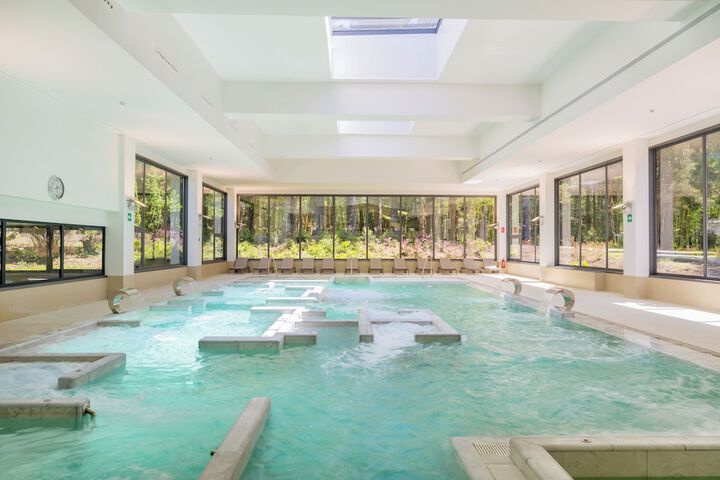 Pool 10 of 30
