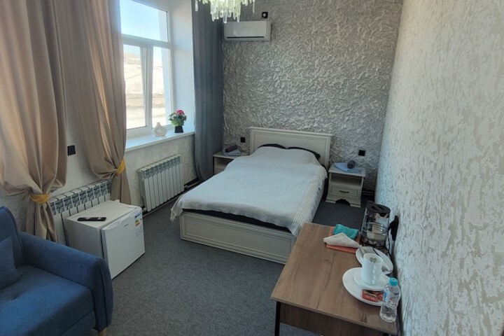 Room 17 of 35