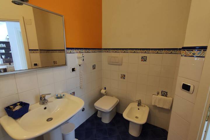 Room 20 of 87