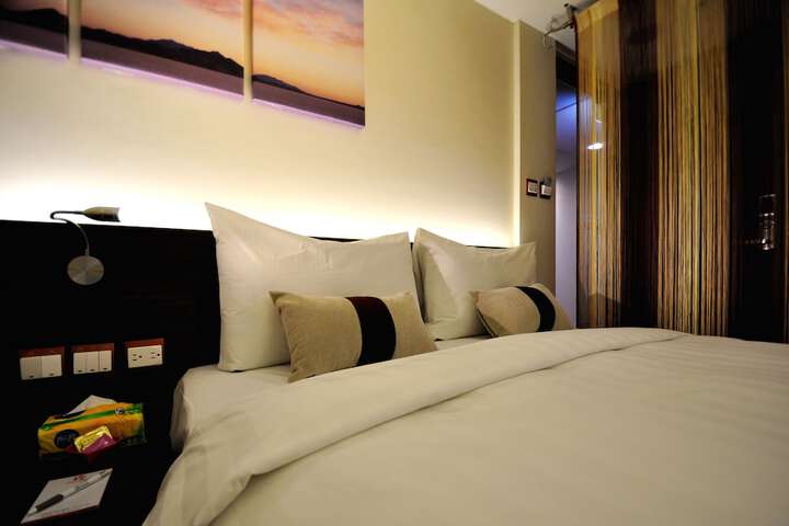 Room 15 of 39