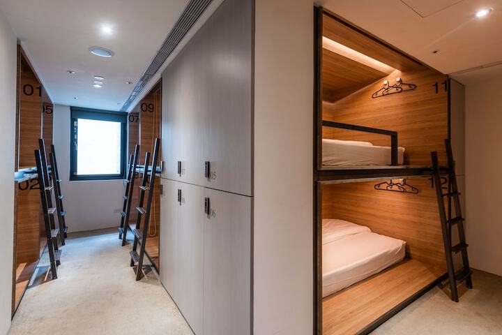 Room 3 of 24