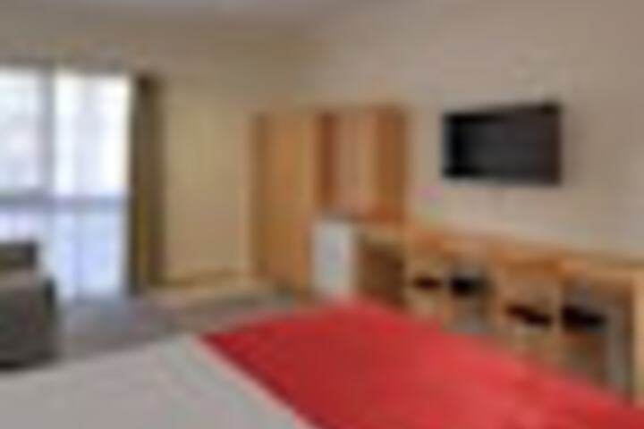 Room 26 of 138