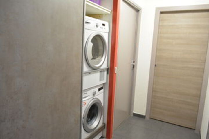 Room 14 of 21