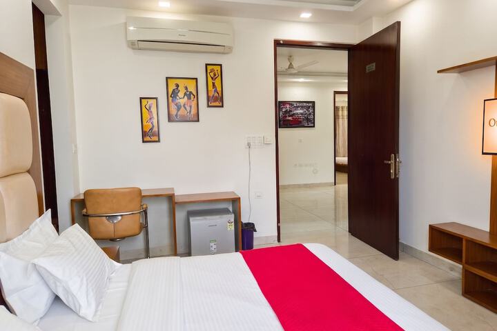 Room 20 of 37