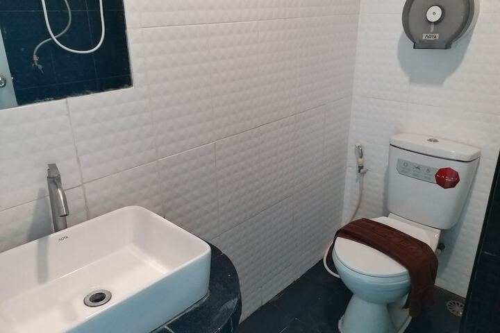 Room 43 of 67