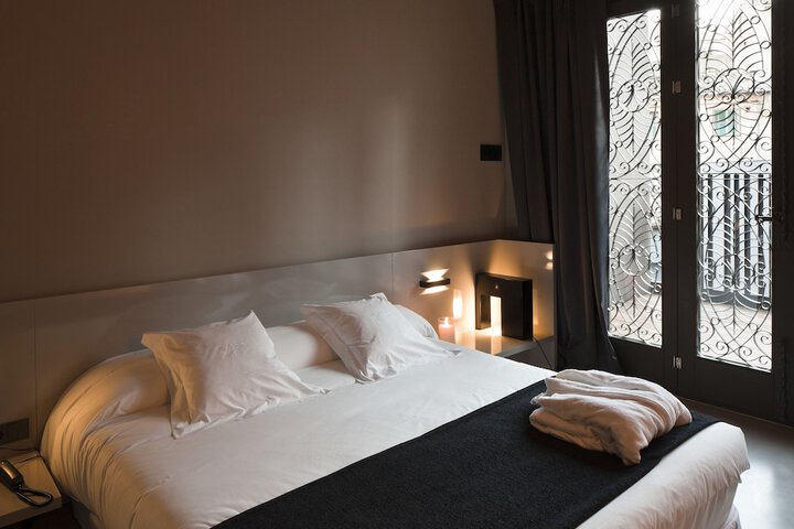 Room 28 of 75