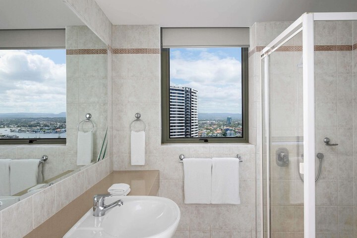 Room 21 of 55