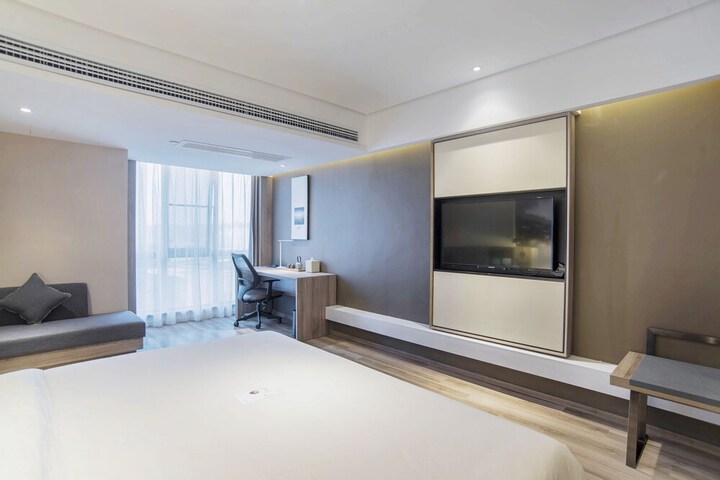 Room 22 of 68