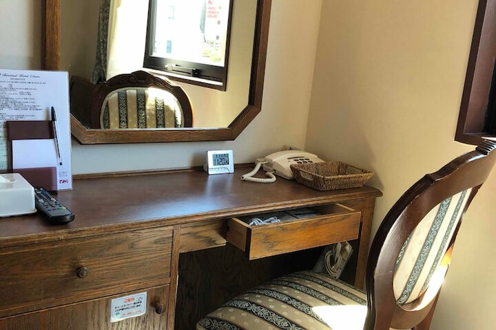 Room amenity