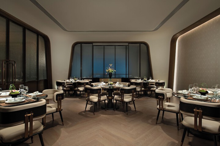 Dining 54 of 75