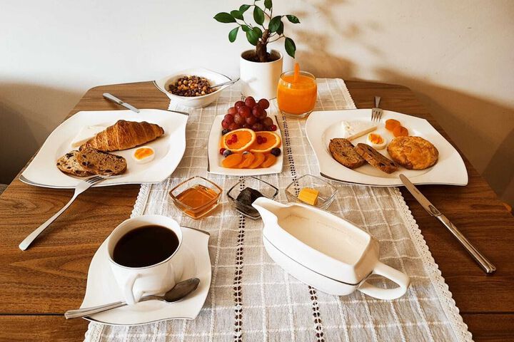 Breakfast/Coffee Service 52 of 77