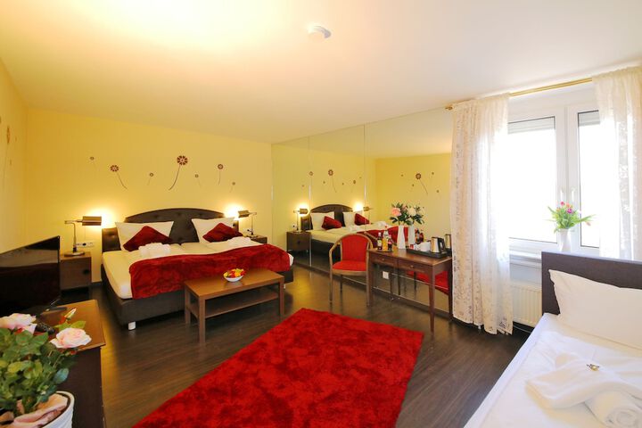 Room 10 of 41