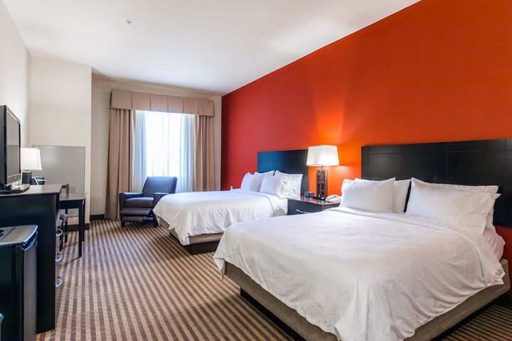 Room 4 of 54