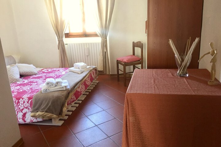 Room 8 of 31