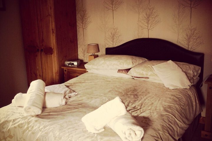 Room 2 of 61
