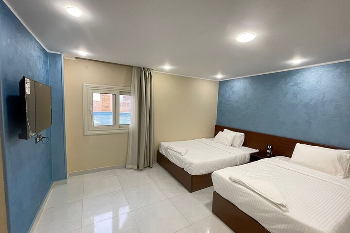 Room 43 of 109