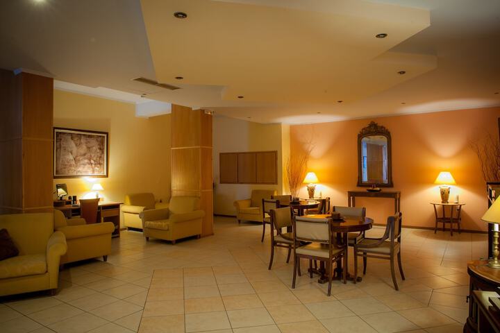 Guest Lobby
