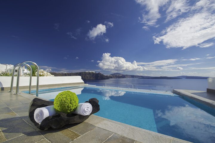 Pool 43 of 68