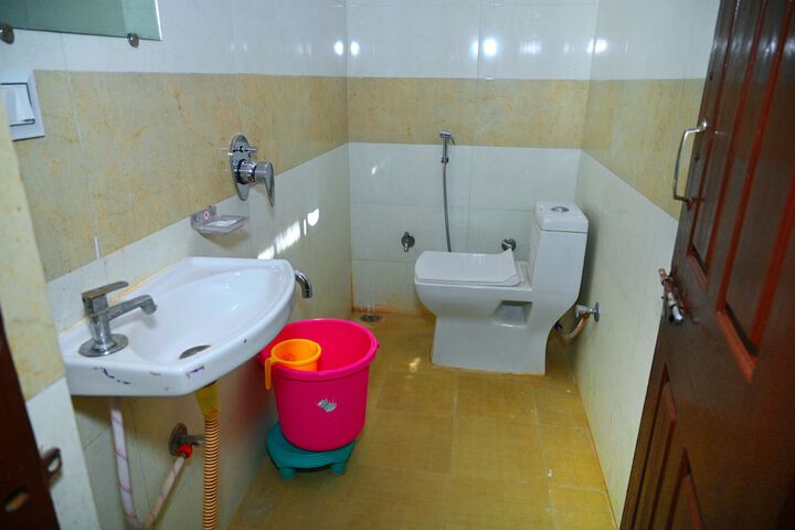 Room 18 of 31