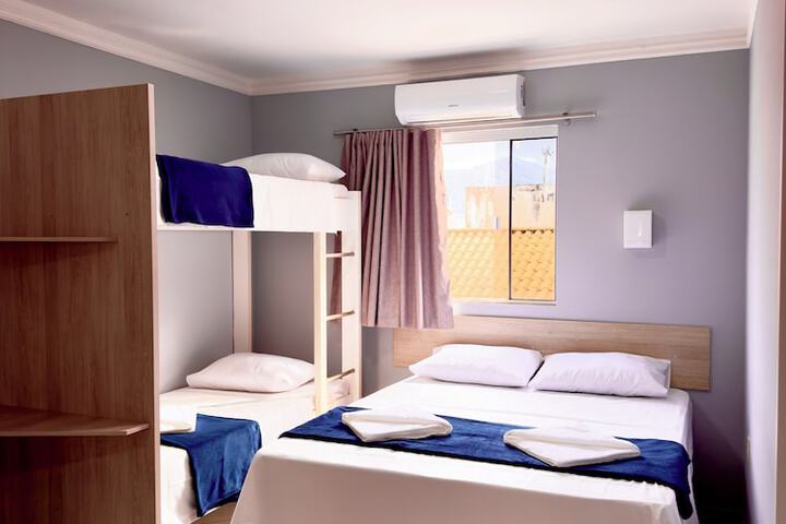 Room 9 of 34