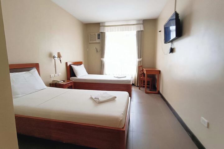Room 10 of 73