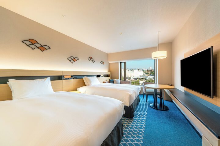 Room 52 of 155