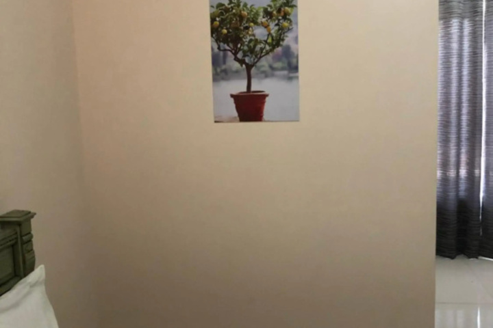 Room 13 of 23