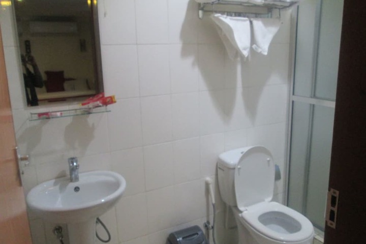 Room 34 of 51