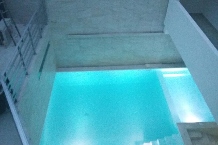 Pool 37 of 58
