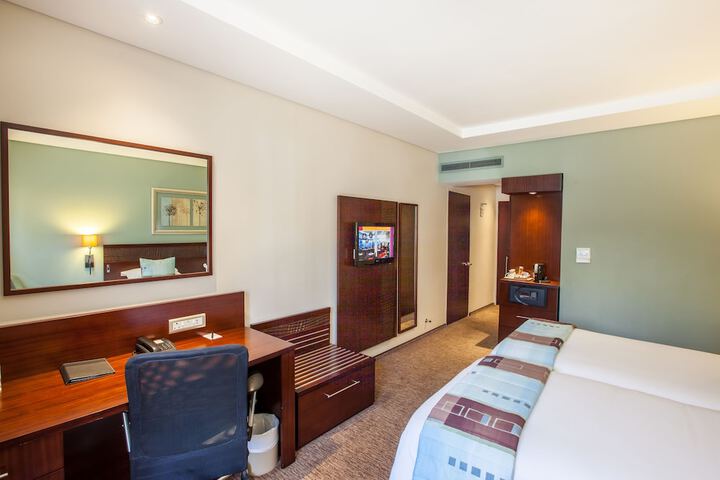 Room 3 of 19
