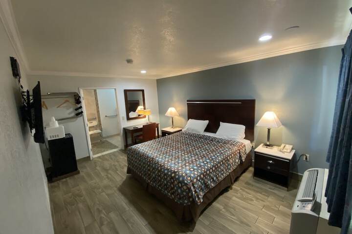 Standard | King Bed (15 of 33)