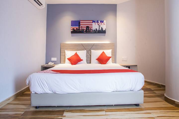 Room 25 of 44
