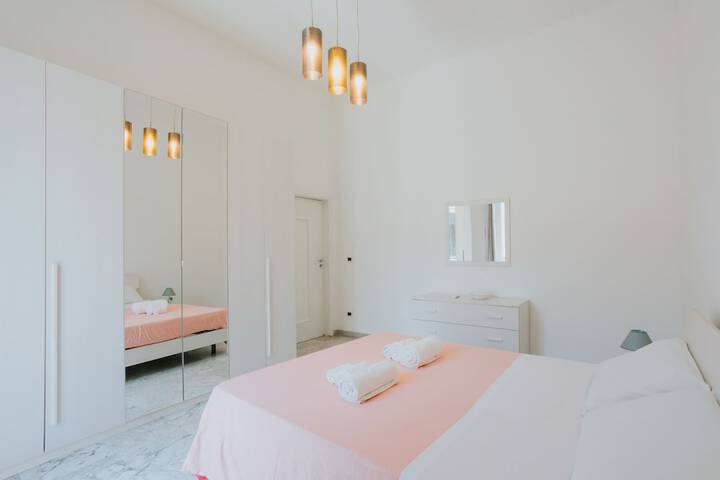 Room 10 of 35