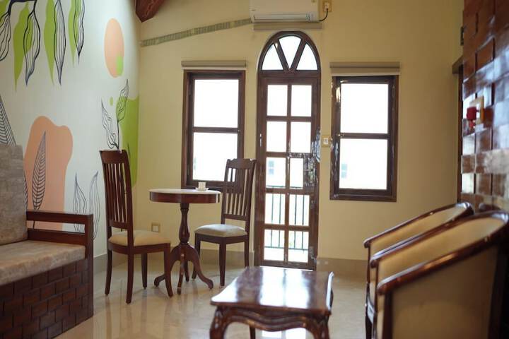 Room 7 of 34