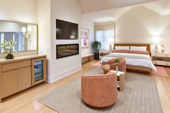 Room 10 of 54
