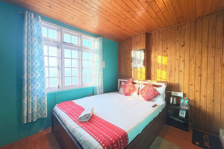 Room 10 of 24