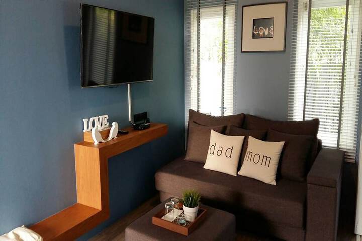Room 9 of 34