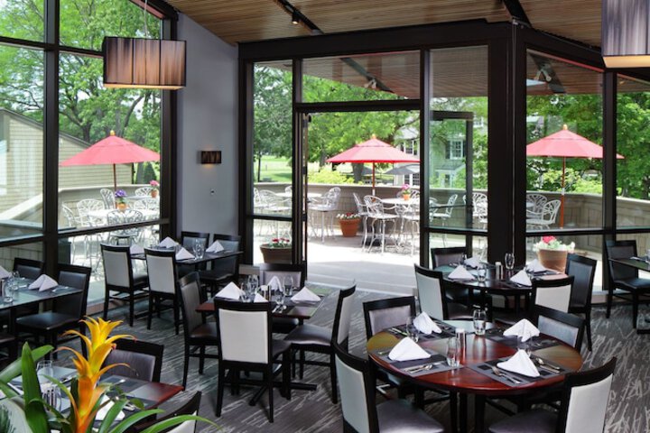 Dining Photos