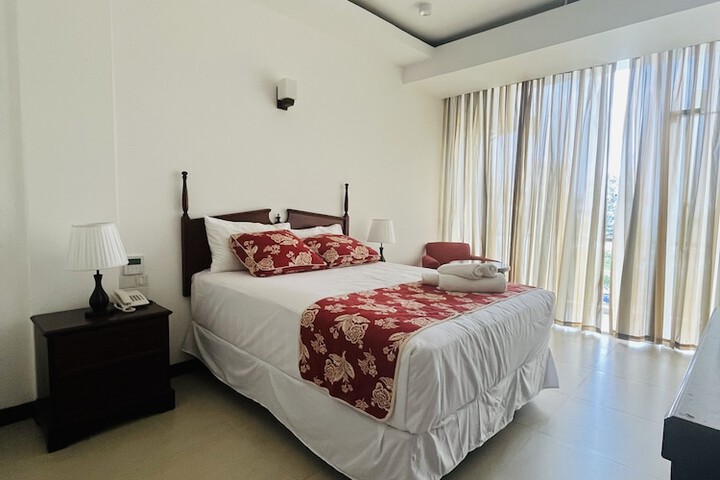 Room 46 of 170