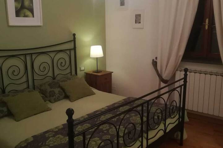 Room 13 of 27