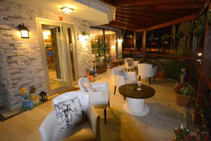 Terrace/Patio 9 of 108